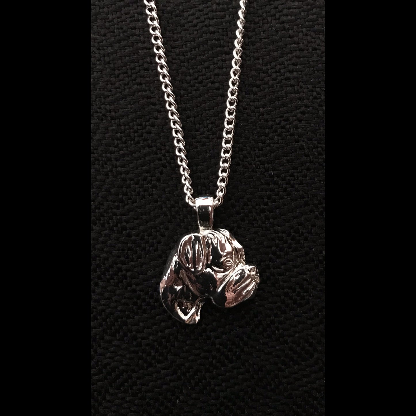 Colgante Boxer con cadena de eslabones